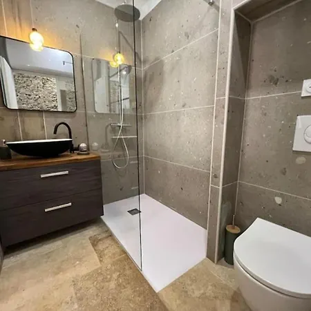 Apartmán Le Medieval - Clim - Lave Linge - Cite