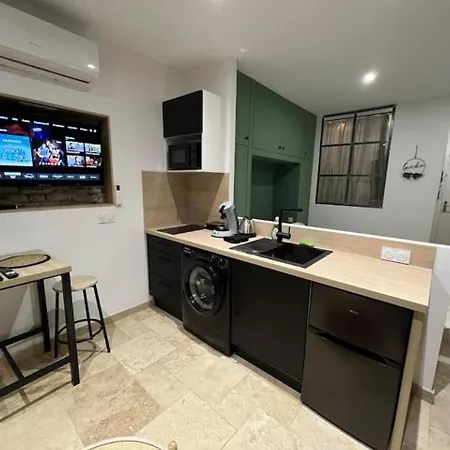 Le Medieval - Clim - Lave Linge - Cite Daire