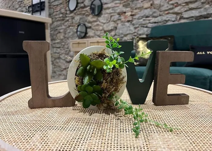 Le Medieval - Clim - Lave Linge - Cite