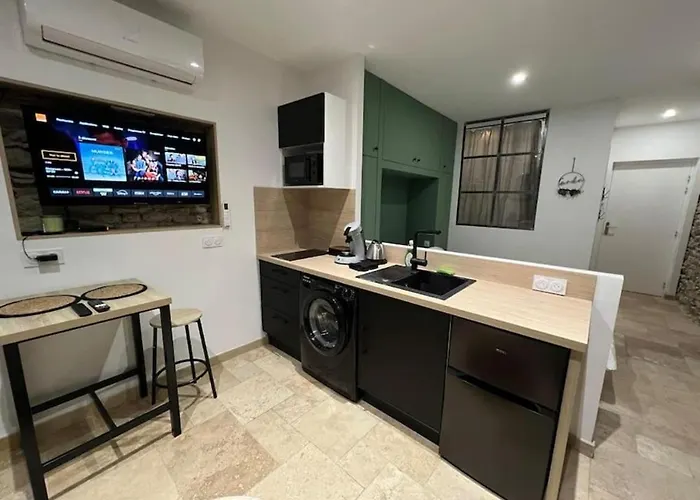 Le Medieval - Clim - Lave Linge - Cite Daire